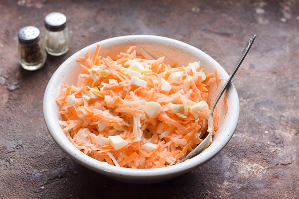 салат с редькой и морковью рецепт фото 7